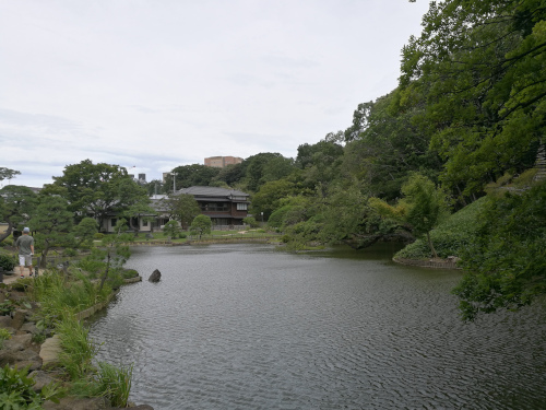 Higo-Hosogawan puutarhan edustapuoli