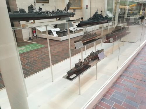 Yasukuni-pyhäkön Yūshūkan-museon näyttelyä