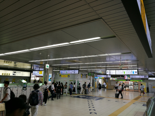 Hamamatsuchōn asema sisältä